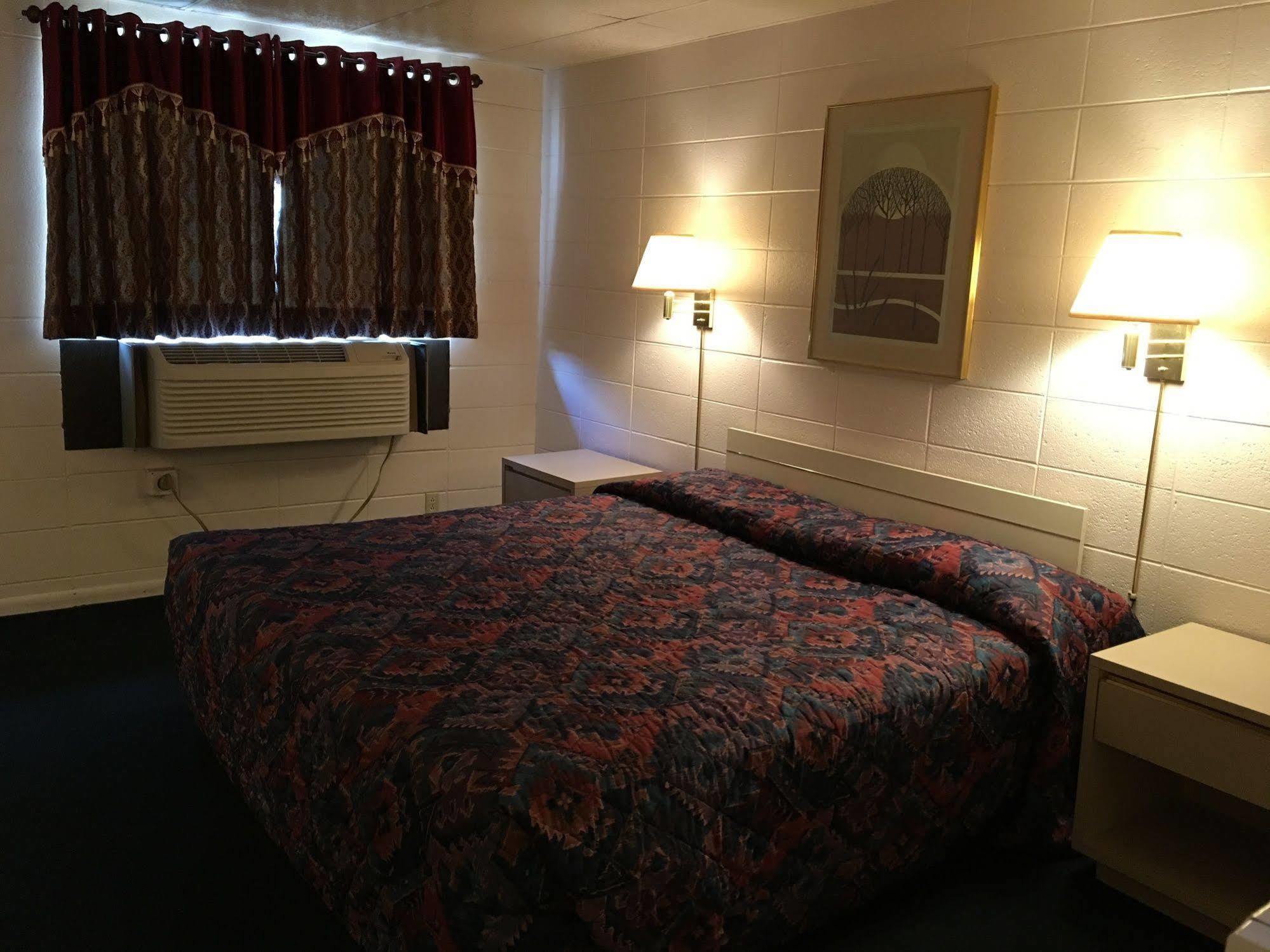 Budget Inn Ontario Extérieur photo